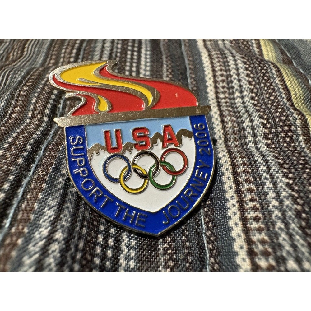 VISA Support The Journey 2006 USA Team Olympic Rings Torch Fire Enamel Lapel Pin